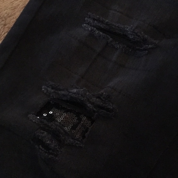 Plus sz L&B Black denim w/rips, sequins & zipper - Picture 7 of 8